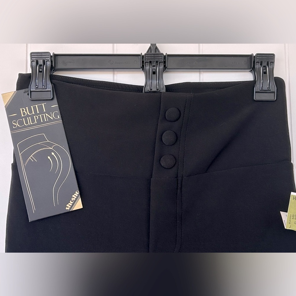 Shosho Brand Women’s Butt Sculpting Leggings Button Detail Black Size Small‎